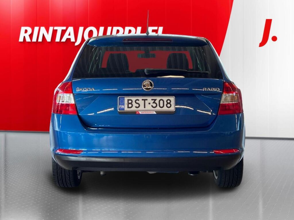 Skoda Rapid 2015 Sininen