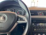 Skoda Rapid 2015 Sininen