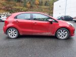 Kia Rio 2015 Punainen