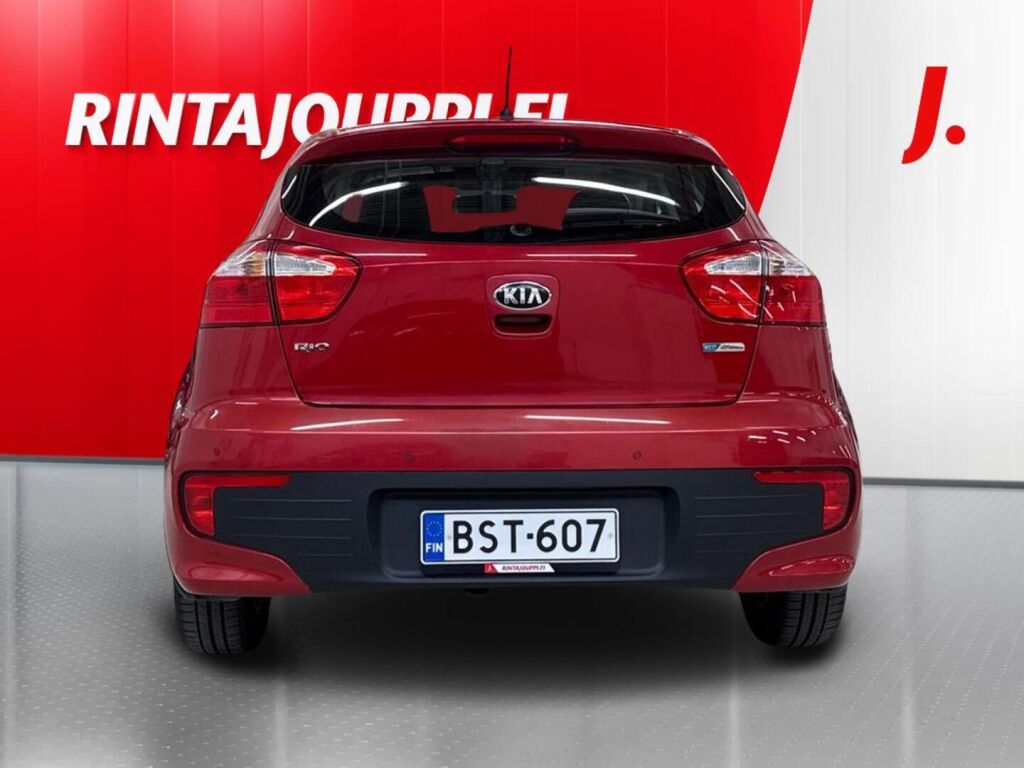 Kia Rio 2015 Punainen