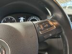Volkswagen Touran 2015 Valkoinen