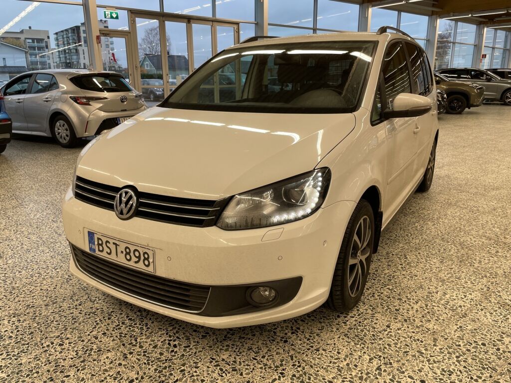 Volkswagen Touran 2015 Valkoinen