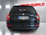 Skoda Octavia 2015 Musta