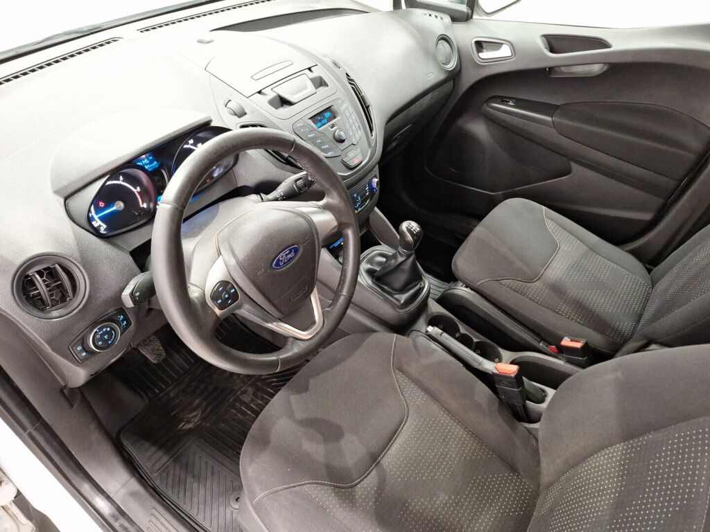 Ford Transit Courier 2015 Valkoinen