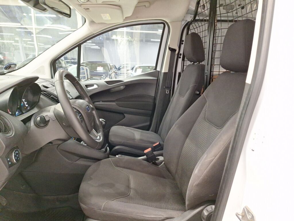Ford Transit Courier 2015 Valkoinen