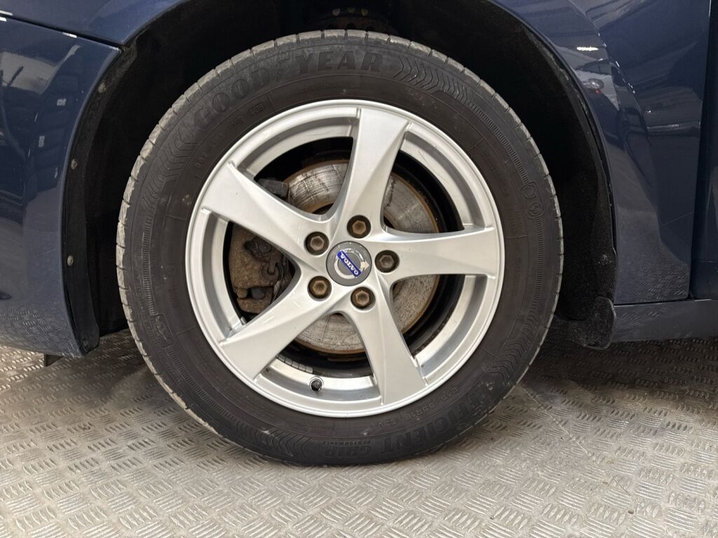 Volvo S60 2015 Sininen