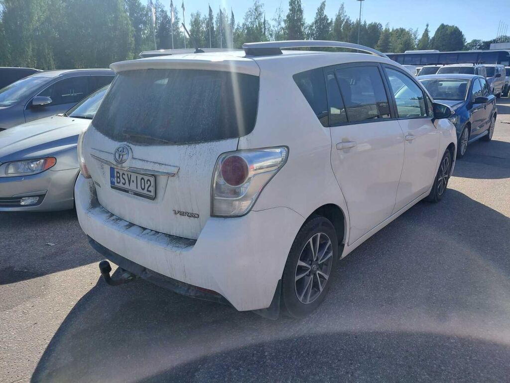 Toyota Verso 2015 Valkoinen