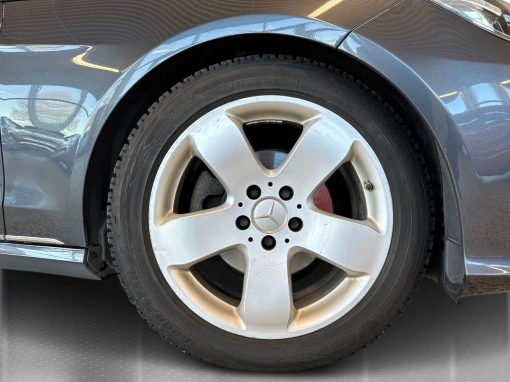 Mercedes-Benz E 2015 Harmaa