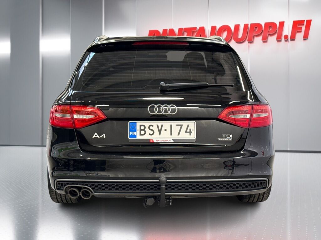 Audi A4 2015 Musta