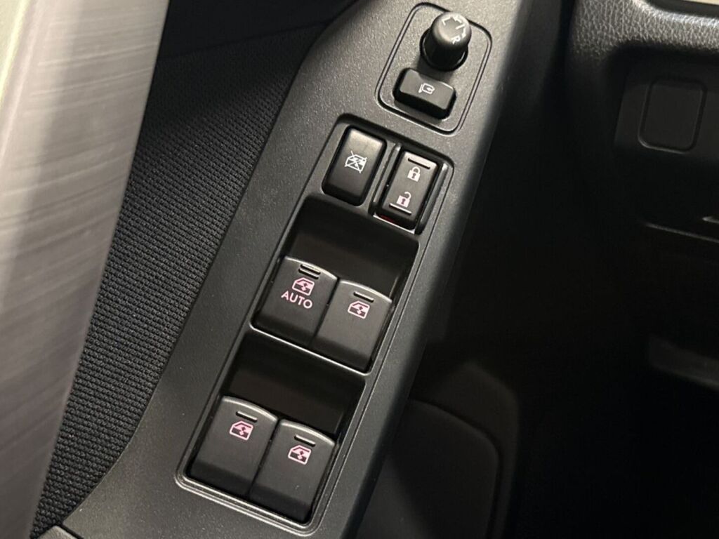 Subaru Forester 2015 Harmaa