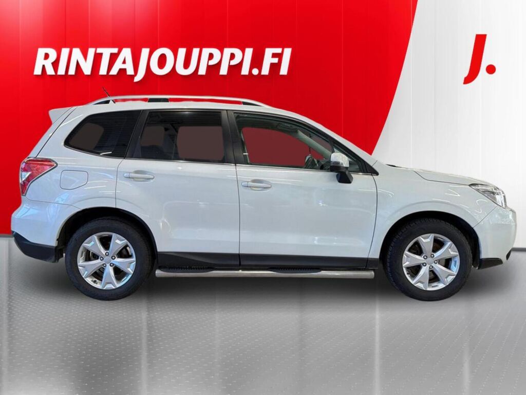 Subaru Forester 2016 Valkoinen