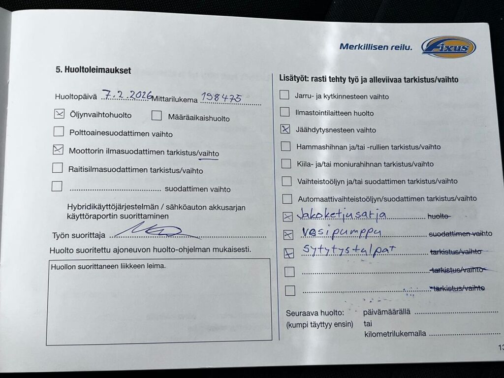 Renault Megane 2015 Punainen