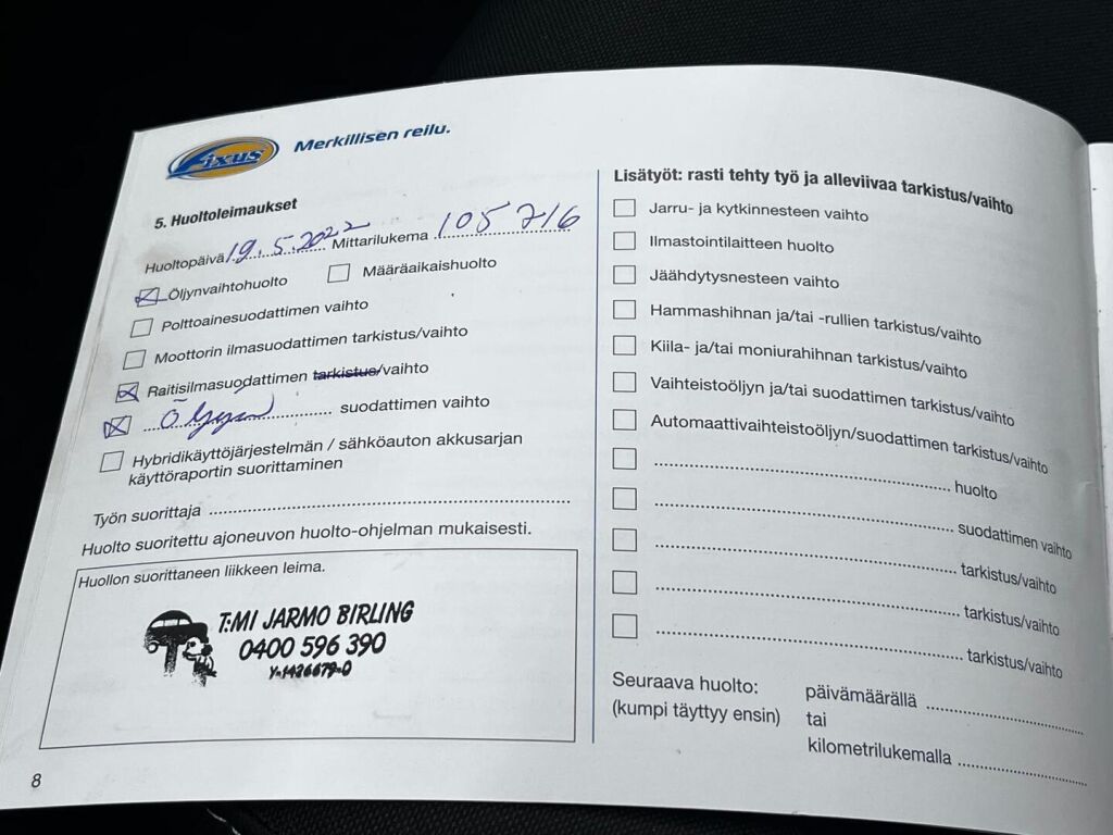 Renault Megane 2015 Punainen