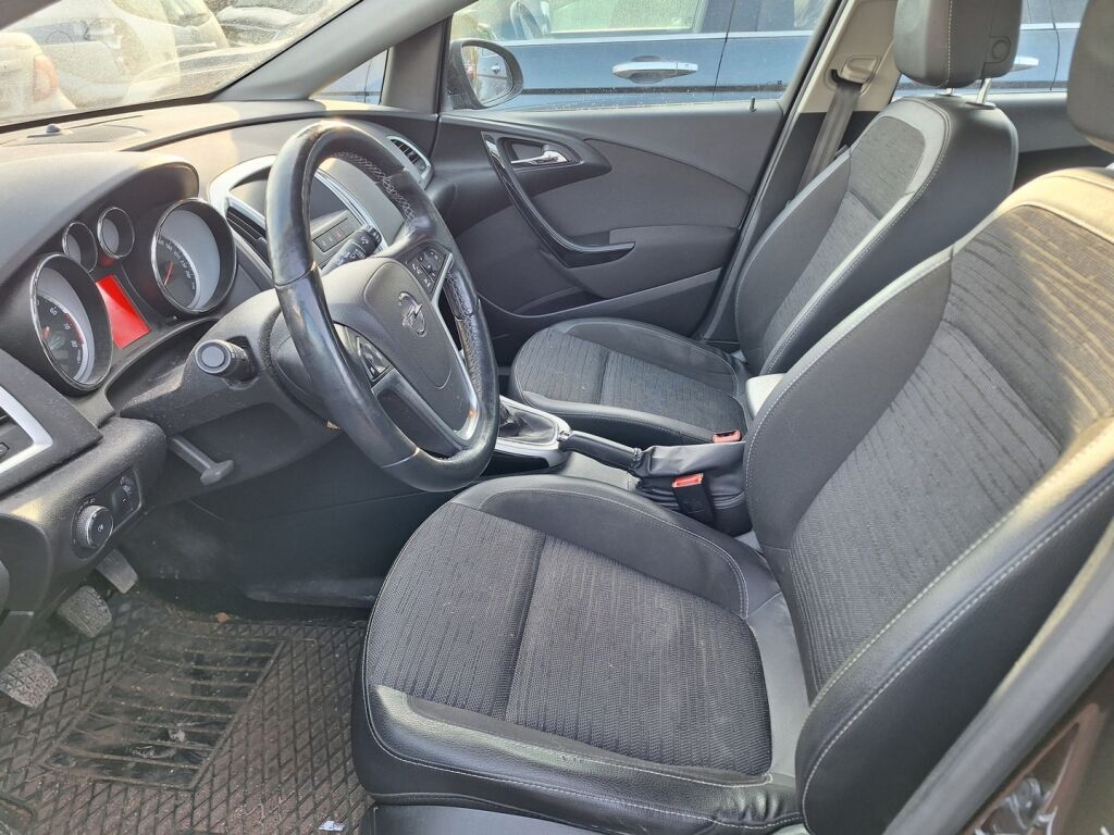 Opel Astra 2015 Ruskea (beige)