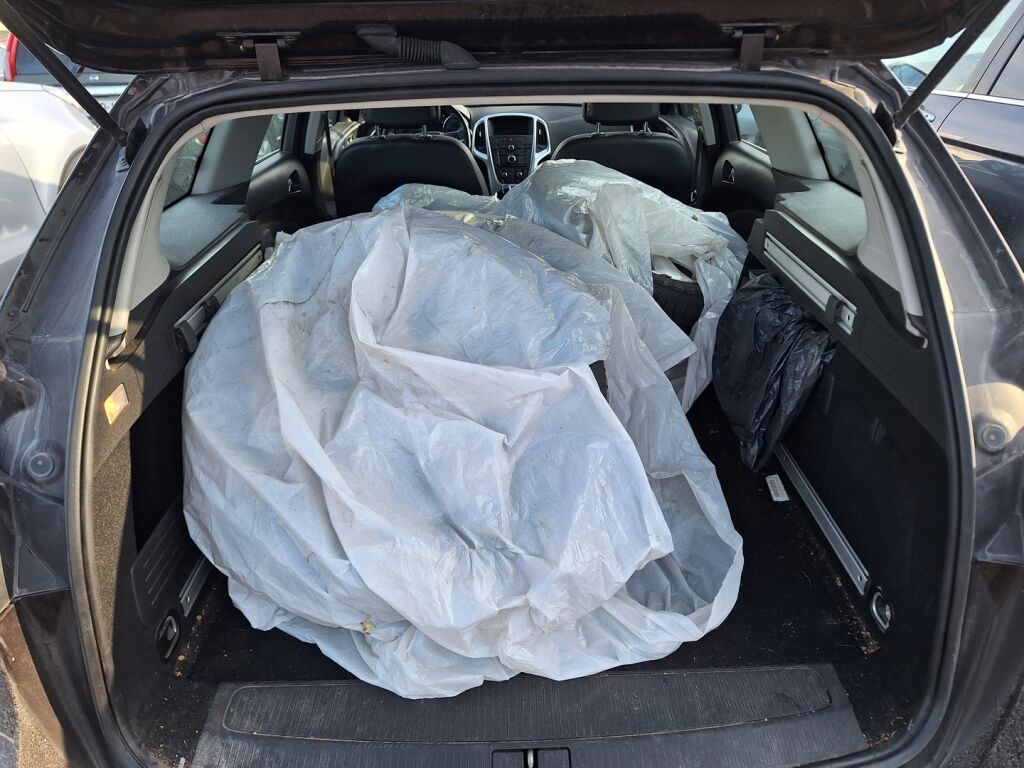 Opel Astra 2015 Ruskea (beige)