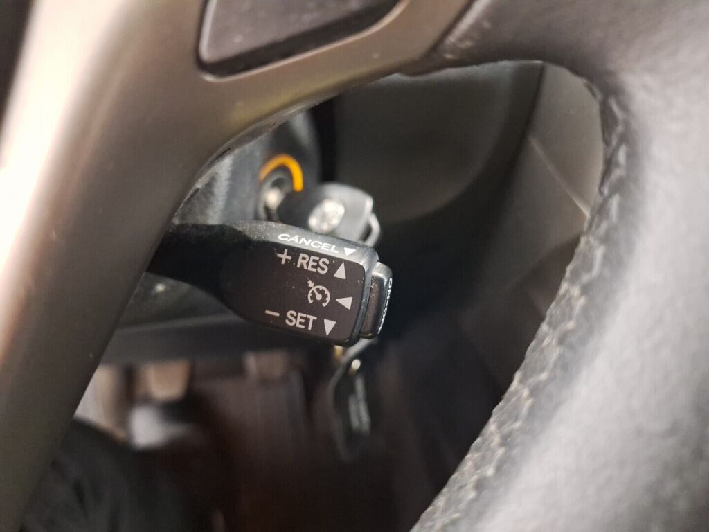 Toyota Verso 2009 Harmaa