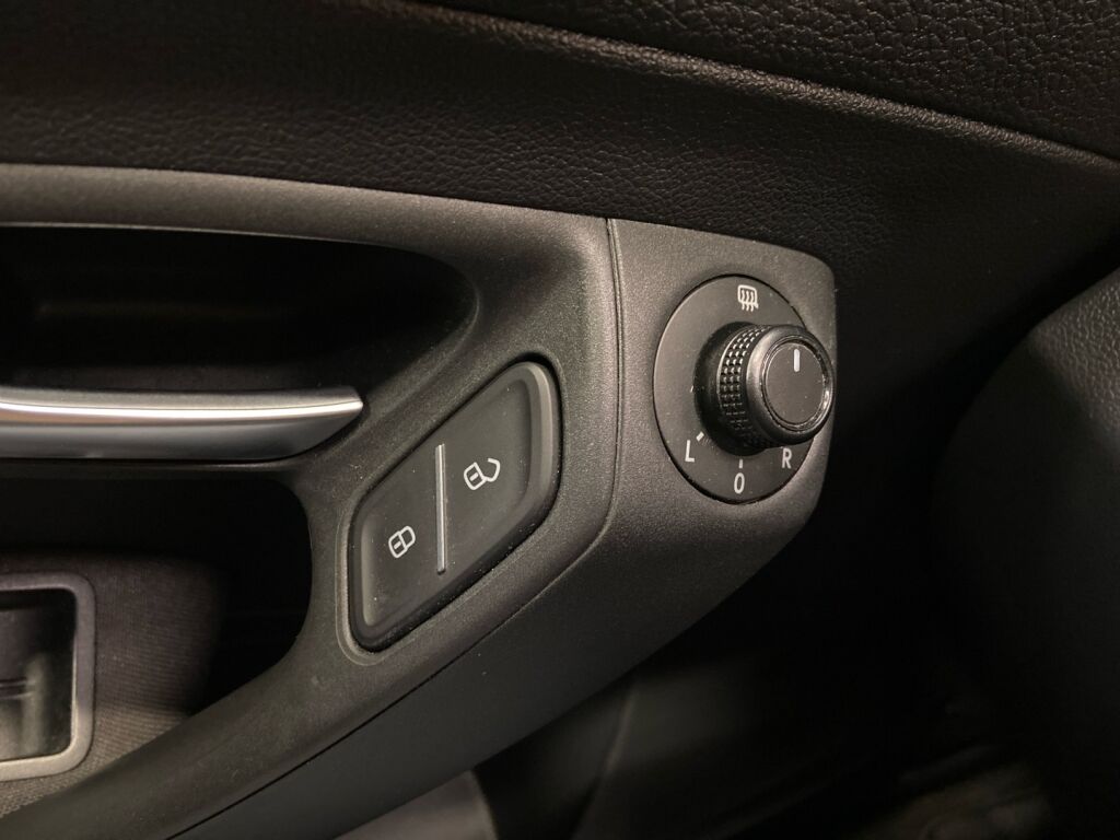 Volkswagen Polo 2015 Sininen