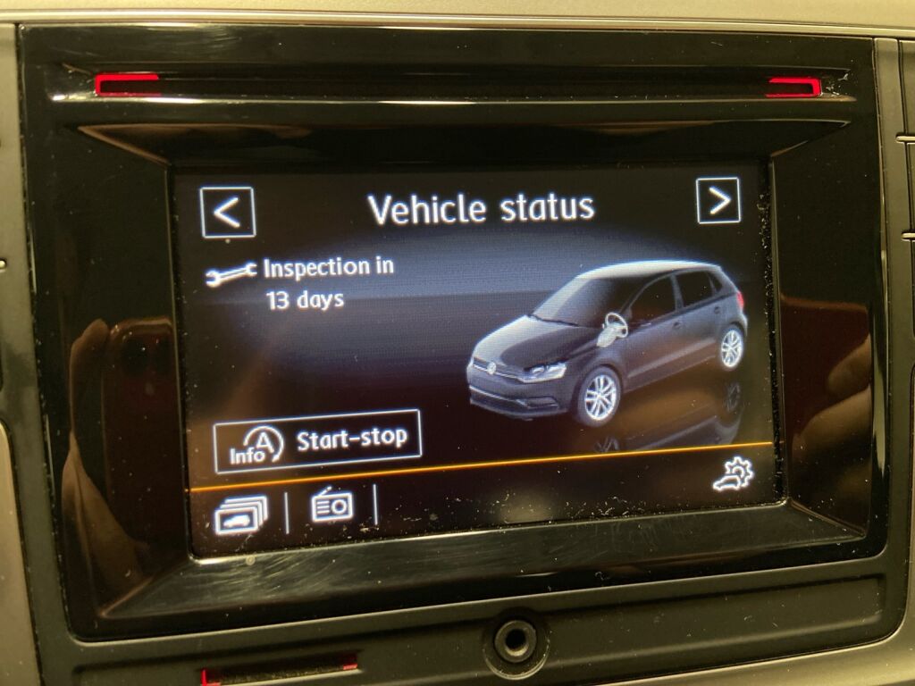 Volkswagen Polo 2015 Sininen