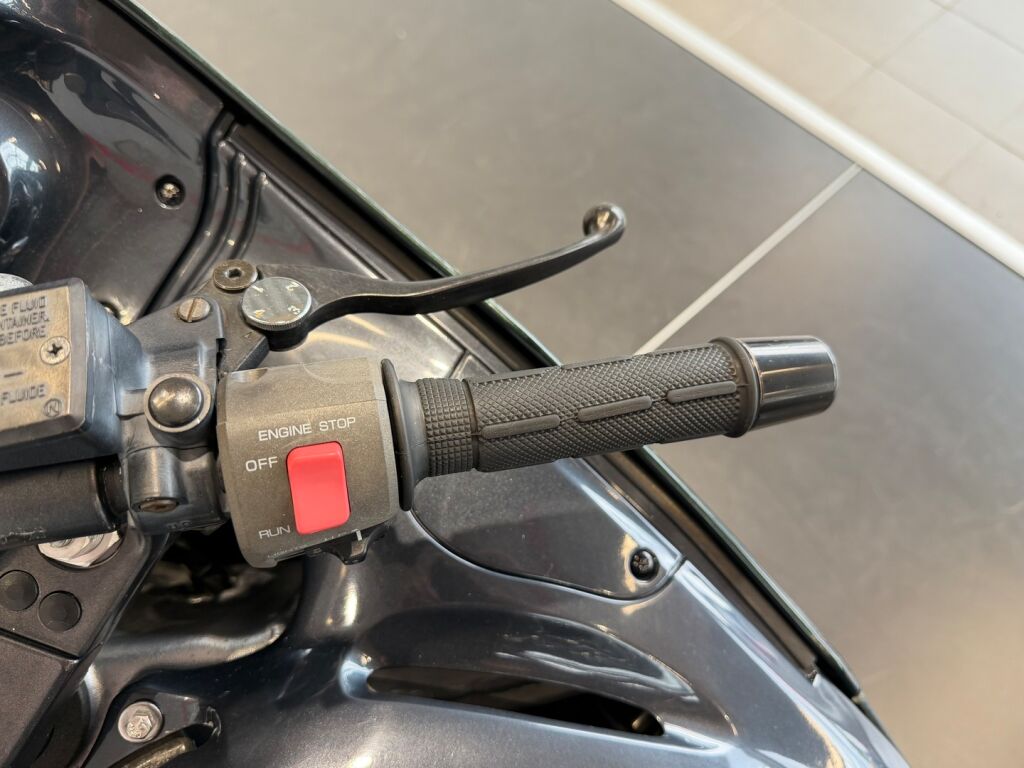 Kawasaki ZZR 1996 Vihreä
