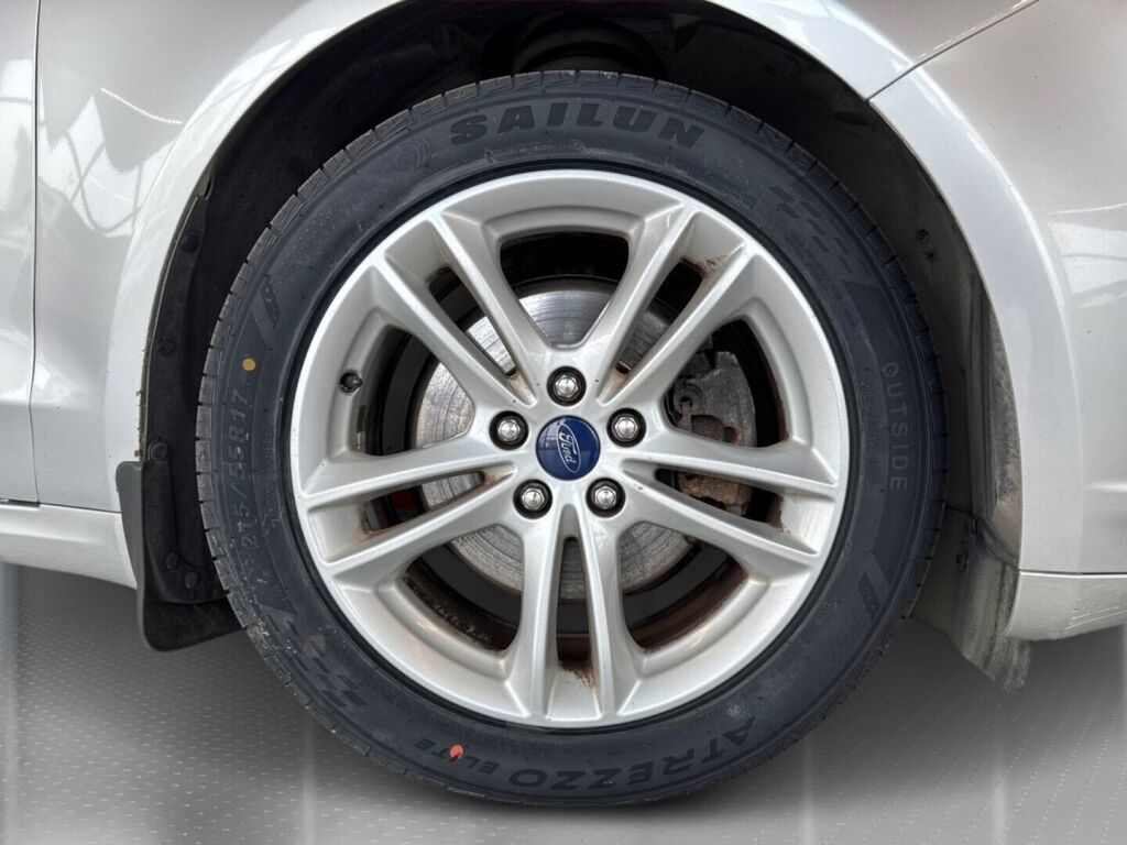 Ford Mondeo 2015 Harmaa