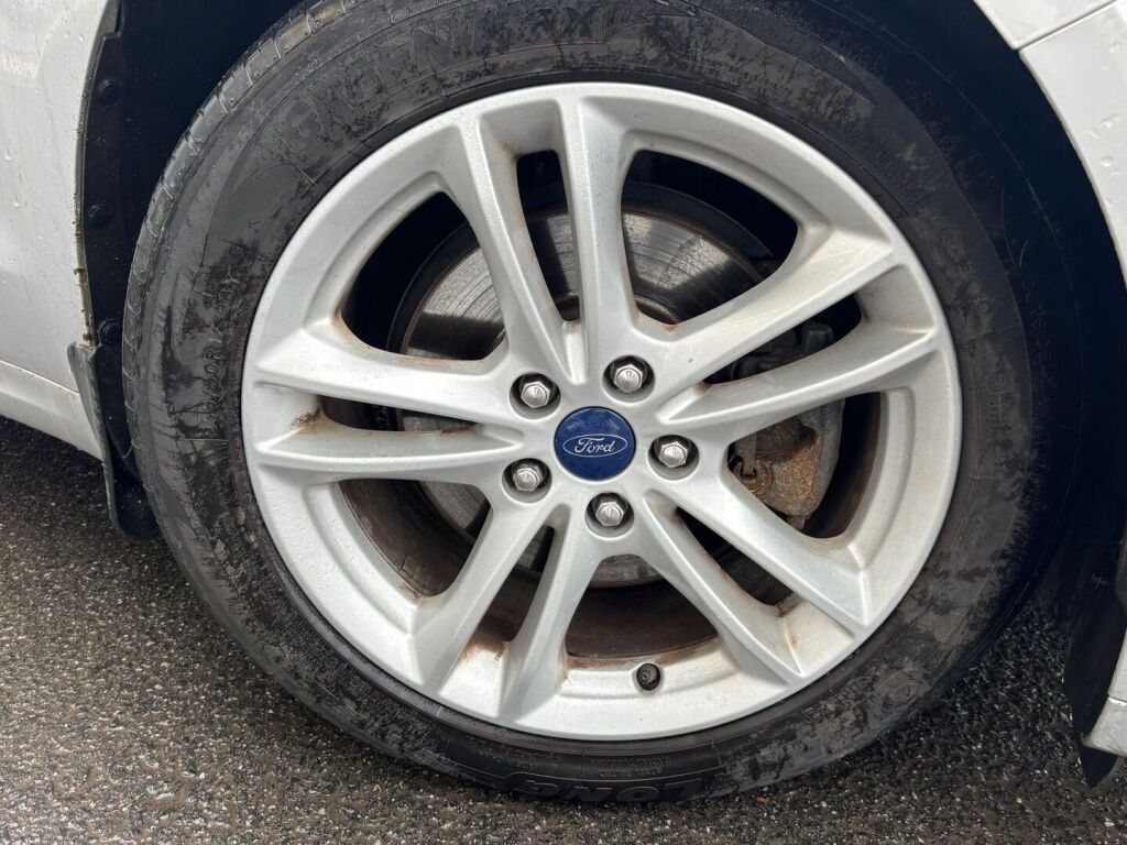 Ford Mondeo 2015 Harmaa