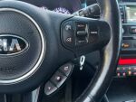 Kia Carens 2015 Ruskea (beige)