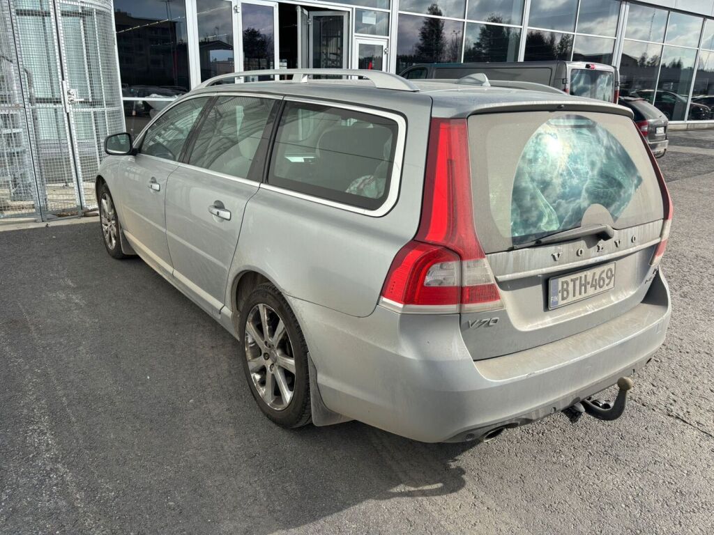 Volvo V70 2015 Harmaa