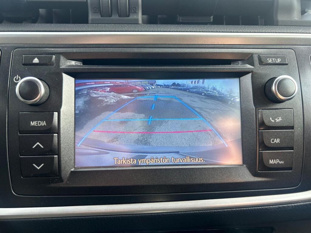 Toyota Auris 2015 Harmaa