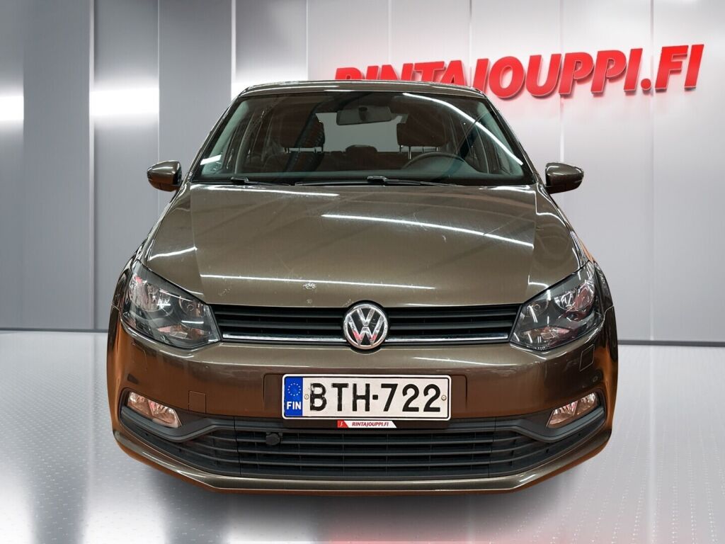 Volkswagen Polo 2015 Ruskea (beige)