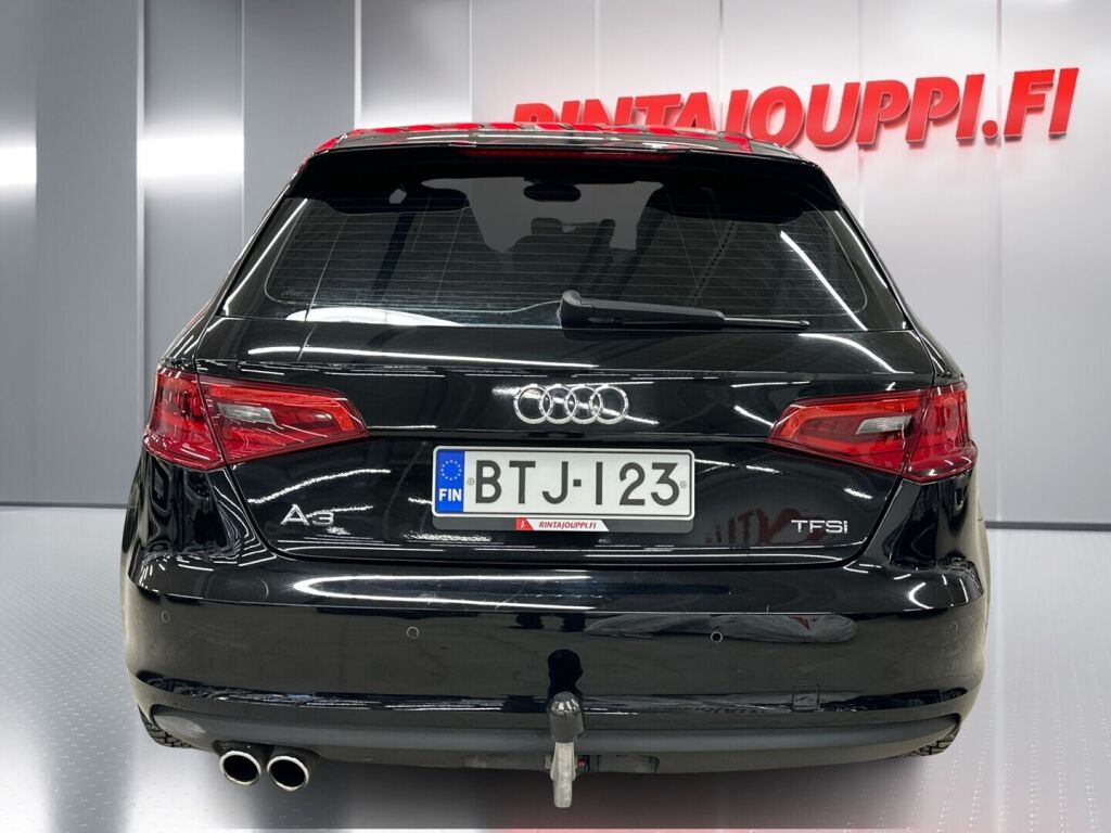 Audi A3 2015 Musta