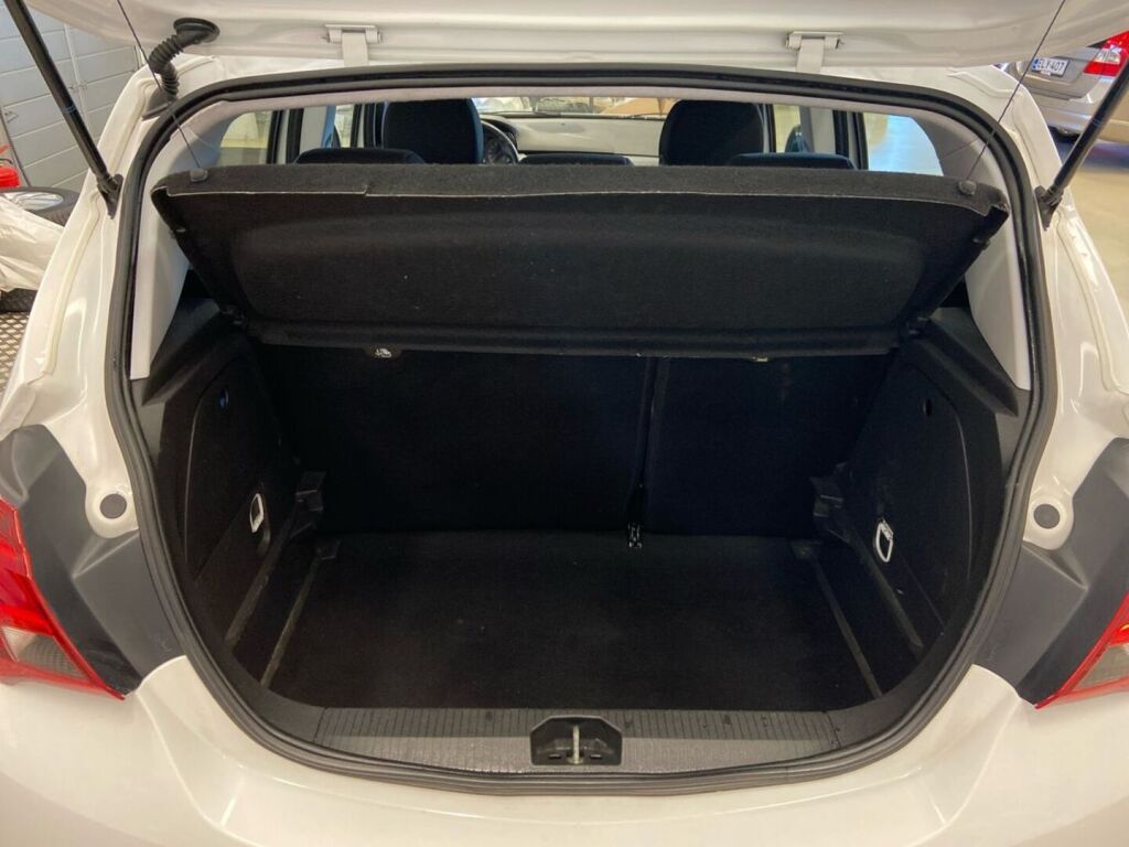 Opel Corsa 2015 Valkoinen