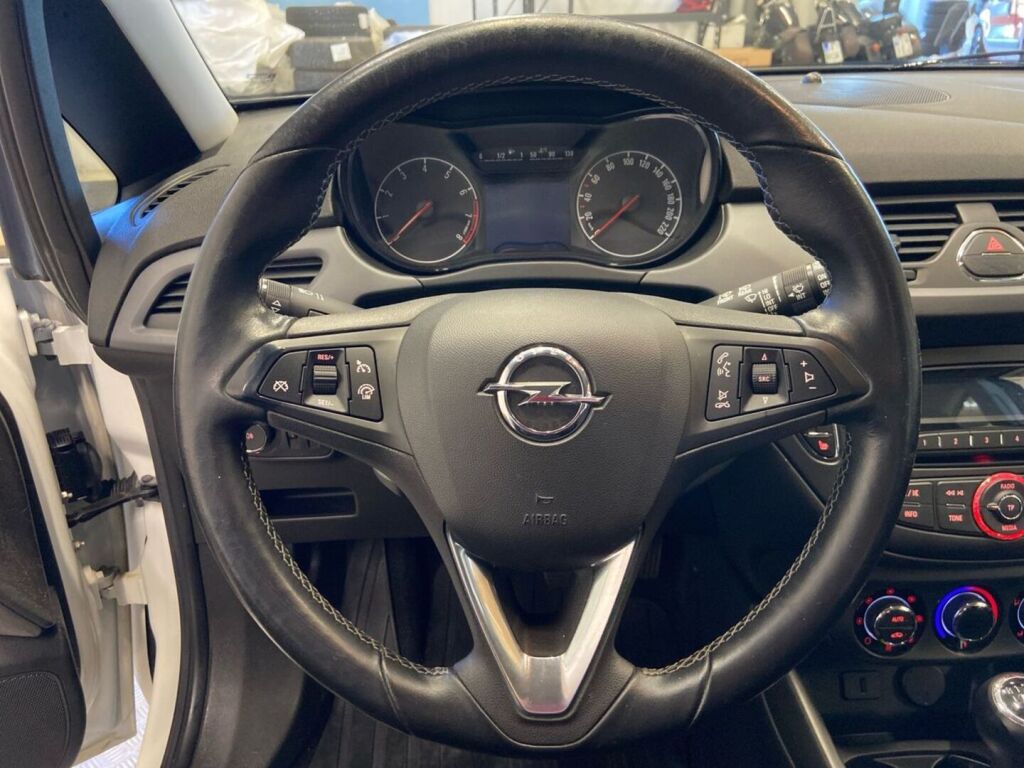 Opel Corsa 2015 Valkoinen