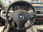 BMW 320 2007 Musta