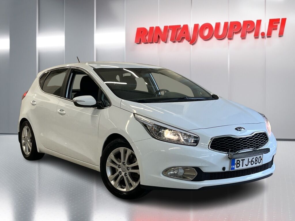 Kia Ceed 2015 Valkoinen