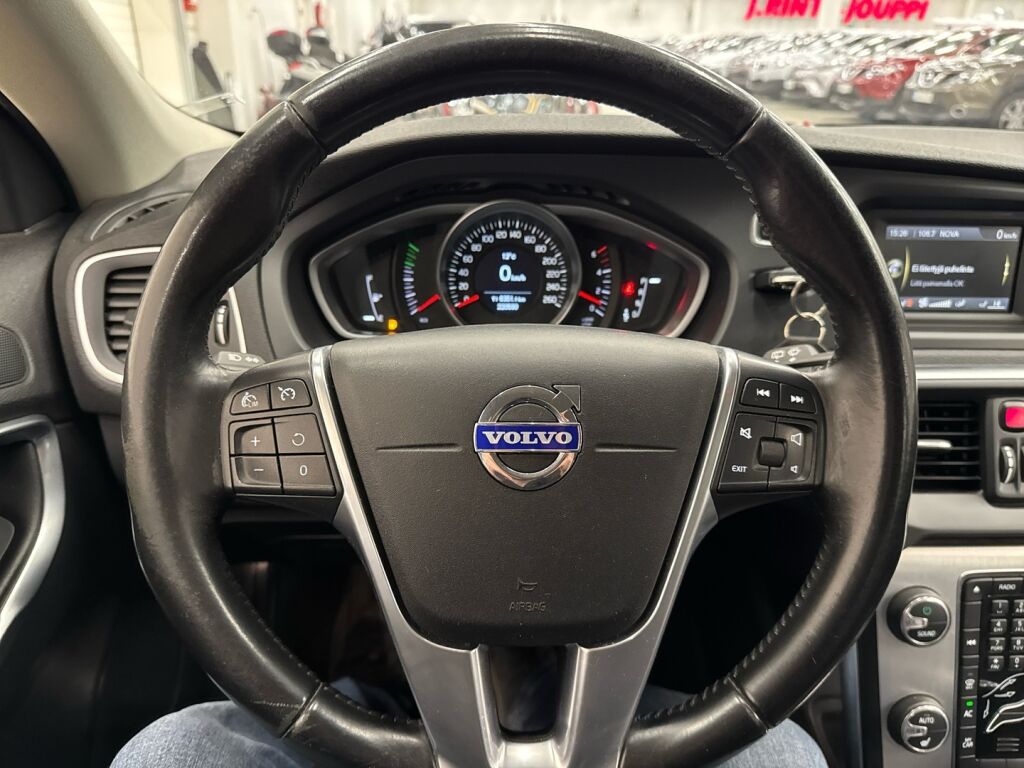 Volvo V40 2015 Harmaa