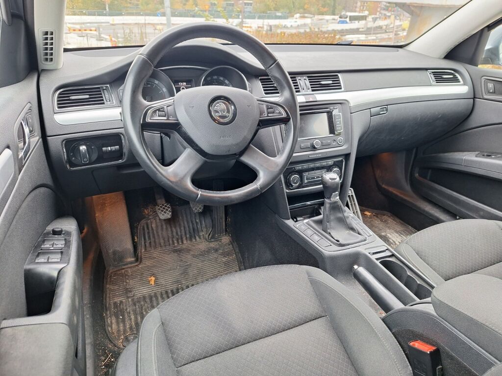 Skoda Superb 2015 Harmaa