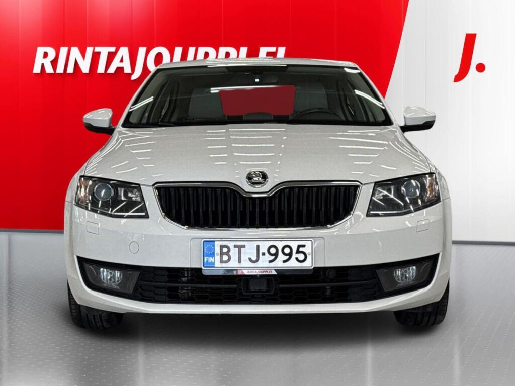 Skoda Octavia 2015 Valkoinen
