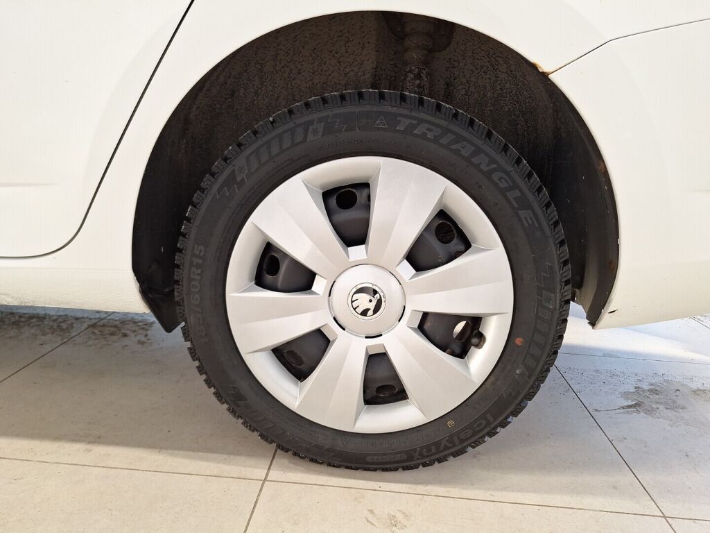 Skoda Fabia 2016 Valkoinen