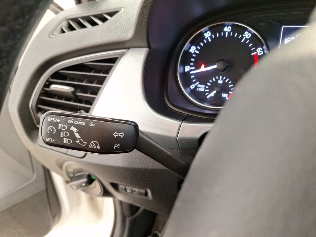 Skoda Fabia 2016 Valkoinen