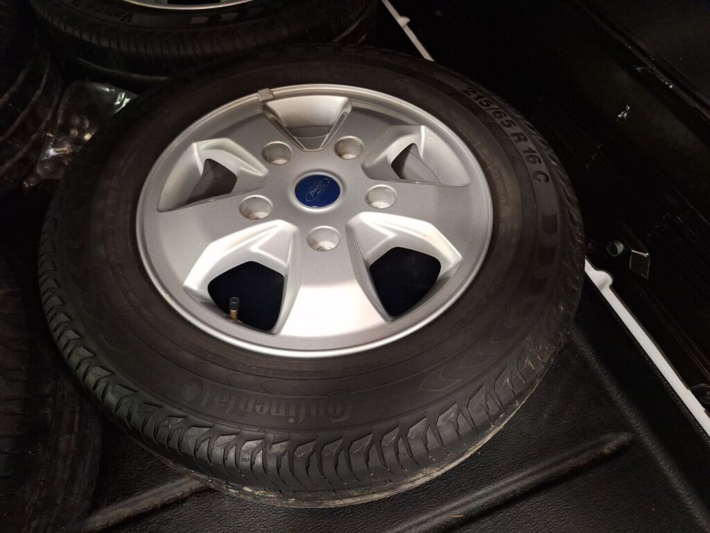 Ford Transit Custom 2015 Valkoinen