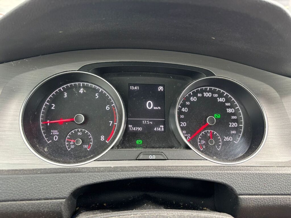 Volkswagen Golf 2015 Valkoinen