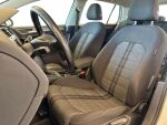 Volkswagen Golf 2015 Valkoinen