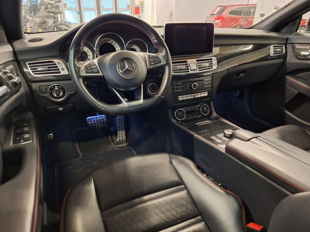 Mercedes-Benz CLS 2016 Musta