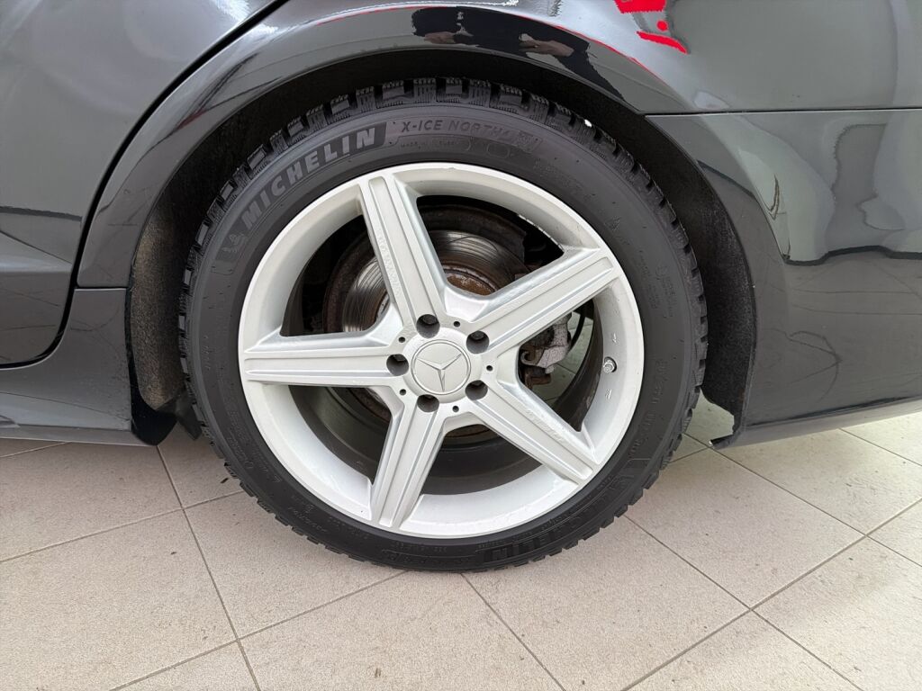 Mercedes-Benz CLS 2016 Musta