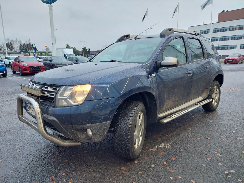 Dacia Duster 2015 Sininen