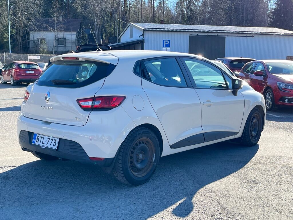 Renault Clio 2015 Valkoinen