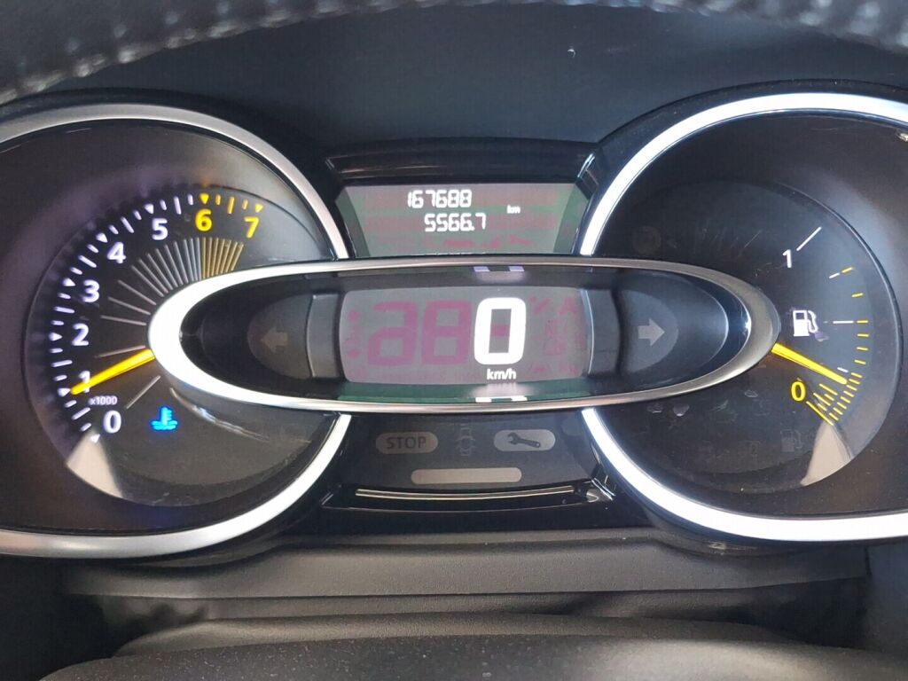 Renault Clio 2015 Valkoinen