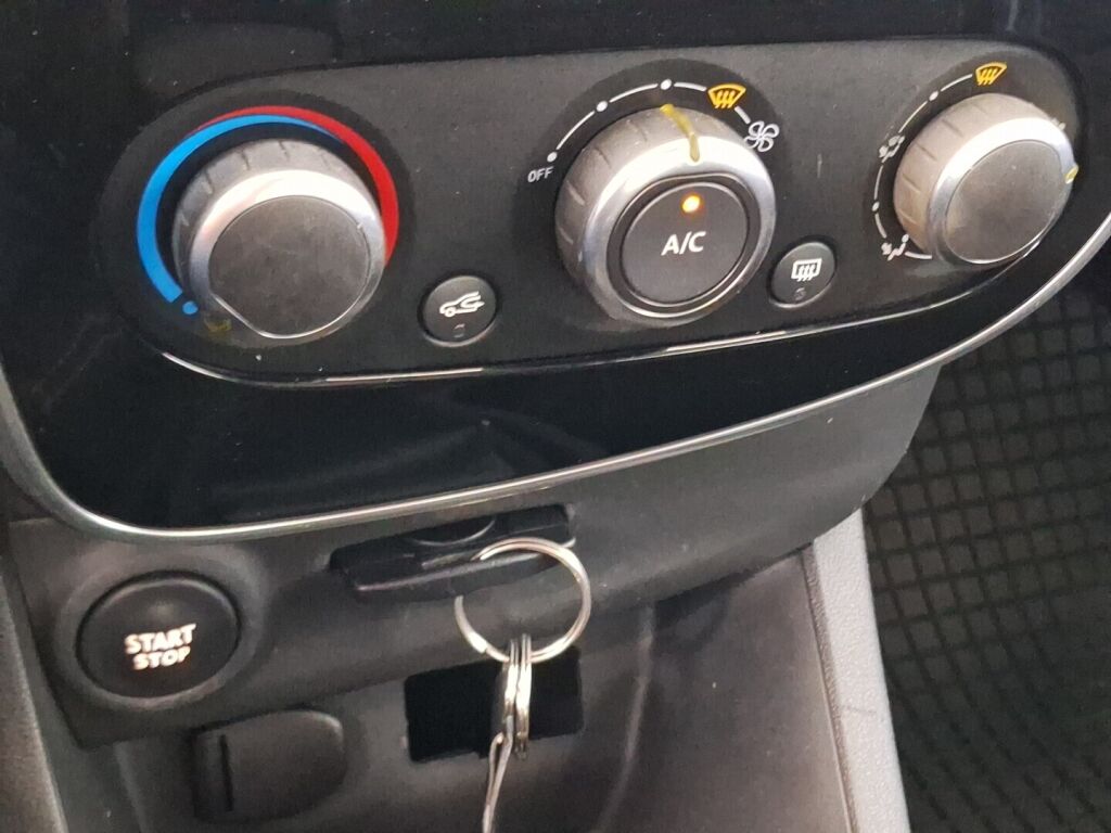 Renault Clio 2015 Valkoinen