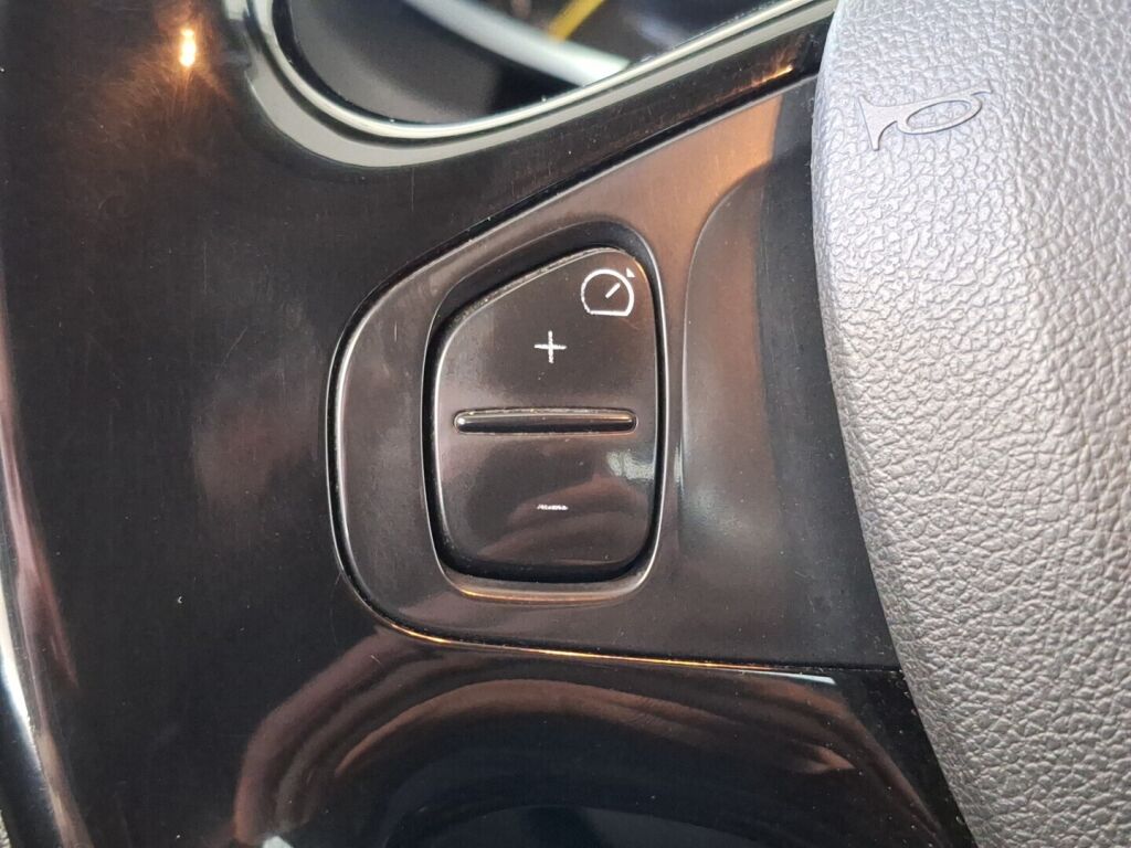 Renault Clio 2015 Valkoinen