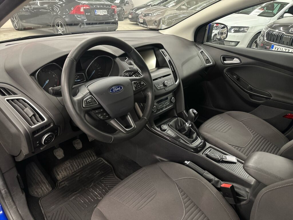 Ford Focus 2015 Sininen